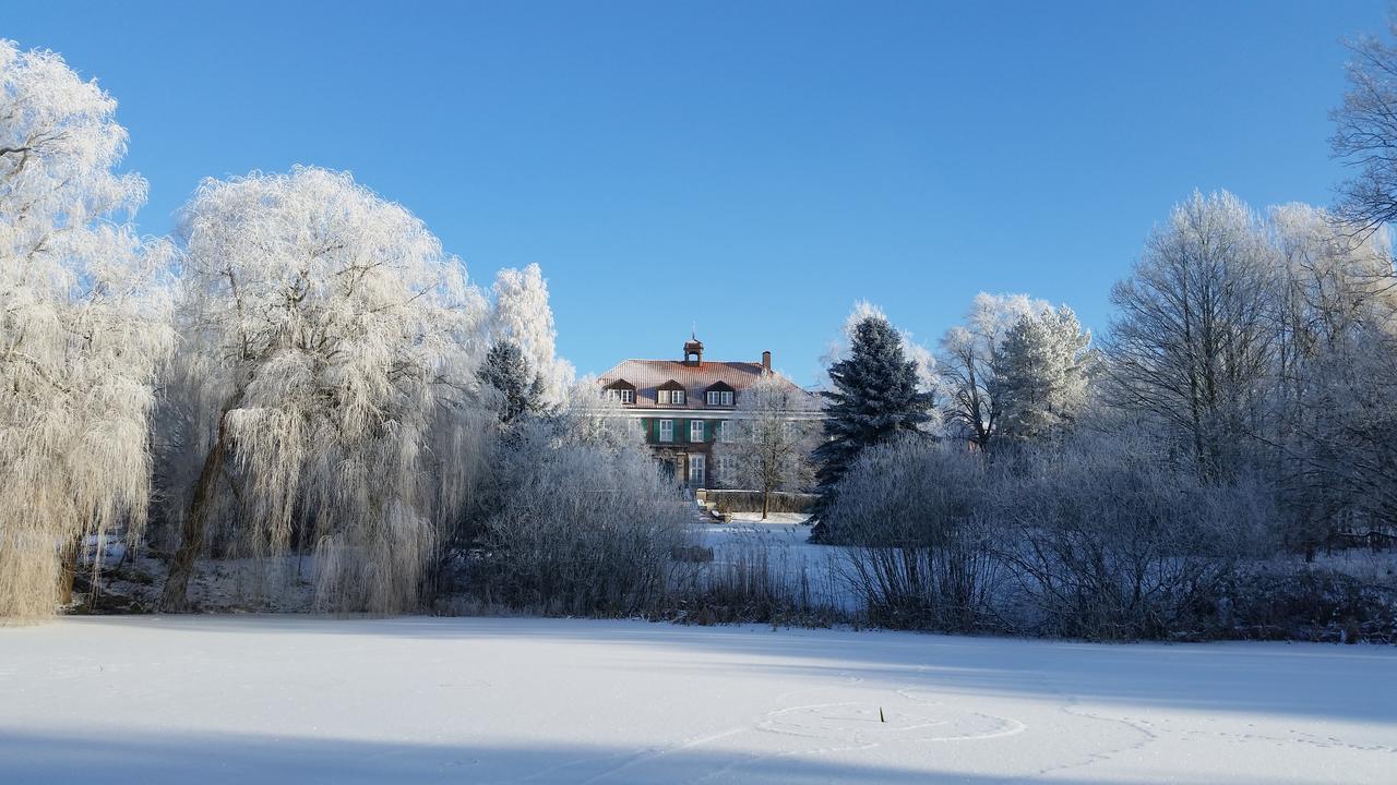 Bio- Und Gesundheitshotel Gutshaus Stellshagen Exterior foto